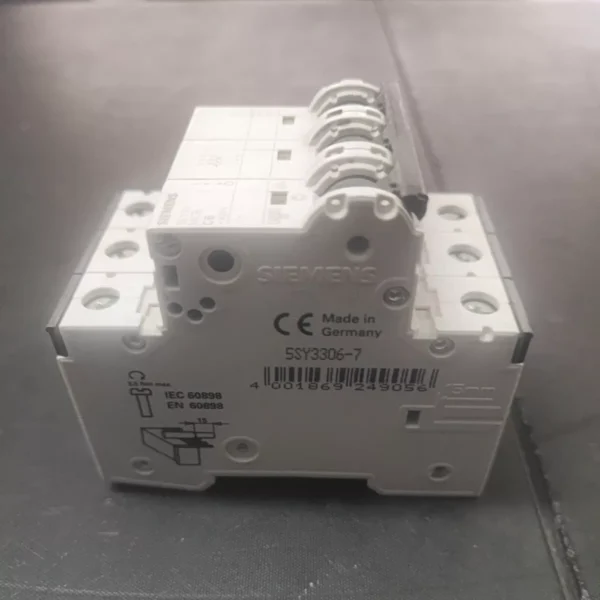 Magnetotermico 5sy3306-7 - immagine 2