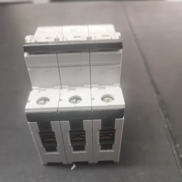 Magnetotermico 5sy3325-7 - immagine 2
